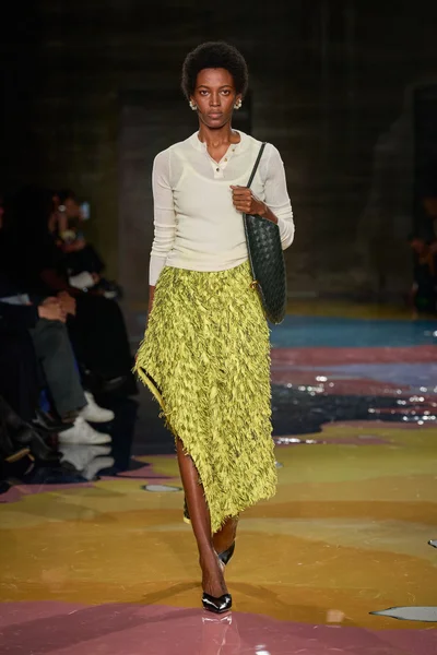 Look 34